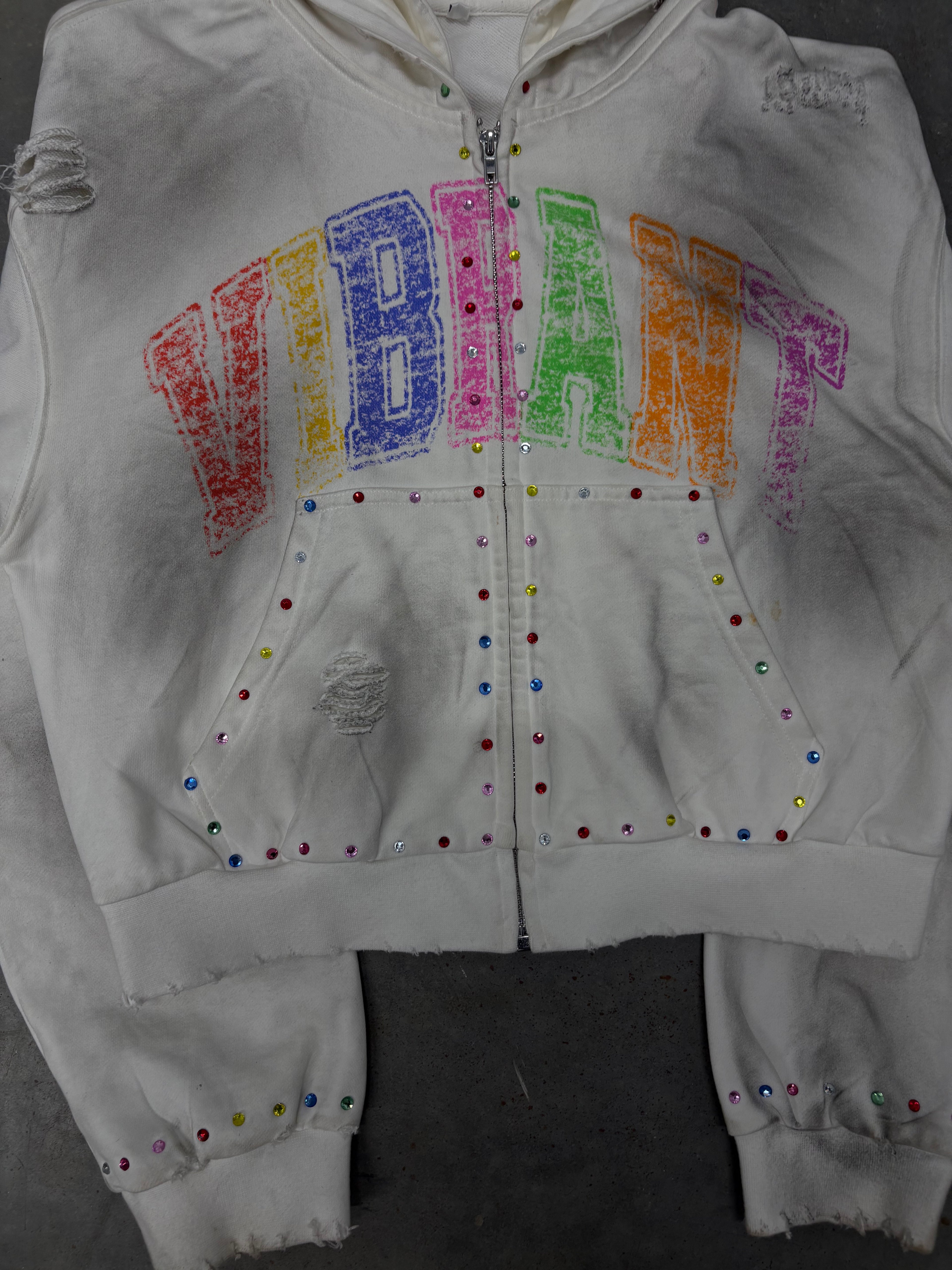 VIBRANT IMAGERY ZIP-UP